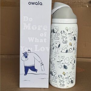 Owala Snoopy Water Bottle